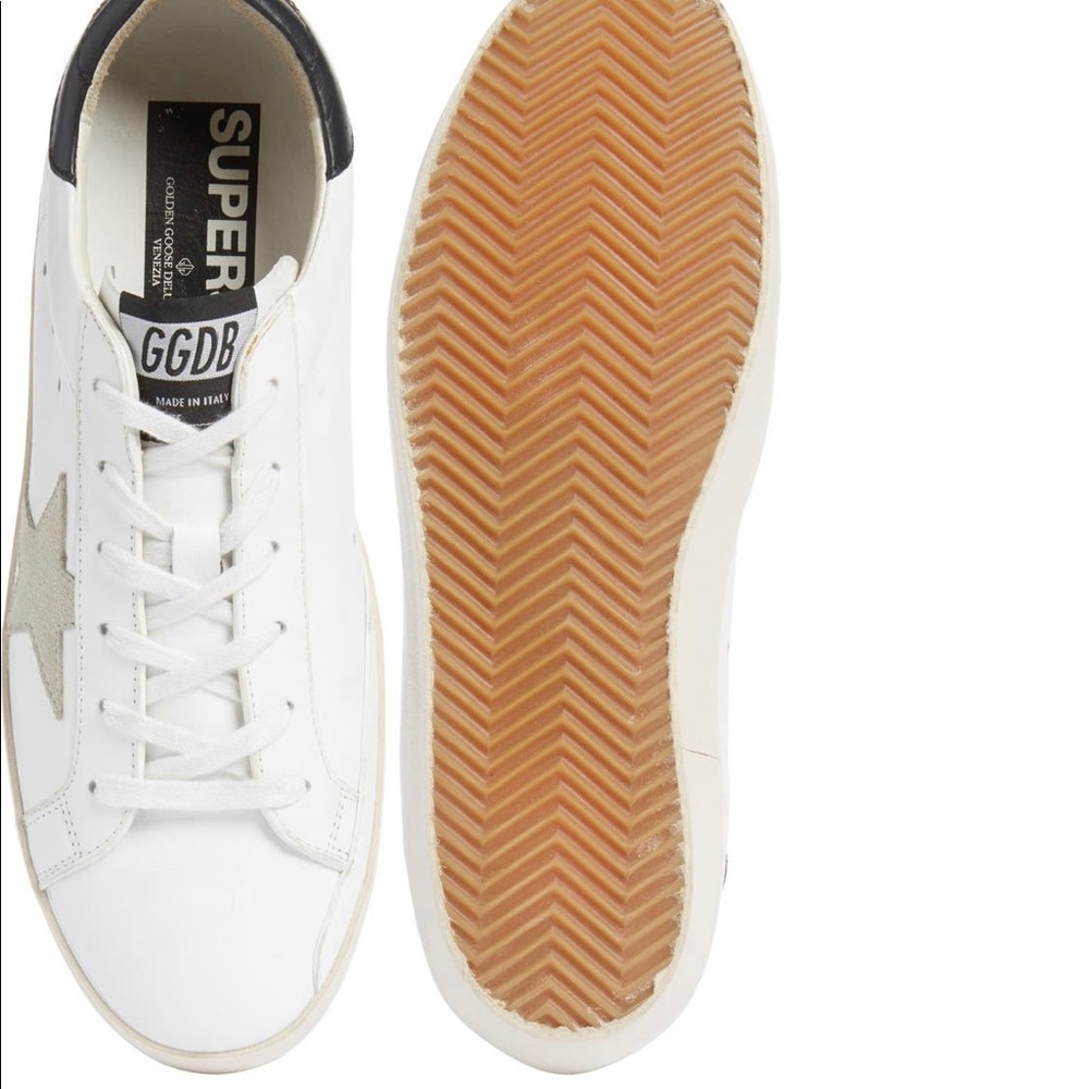 Golden Goose Low Top Sneaker - Picture 4 of 11